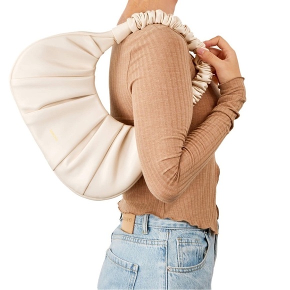 Sinbono Vegan Faux Lambskin Leather Ava Ivory Scrunch Handle Hobo Bag One Size - Picture 2 of 12